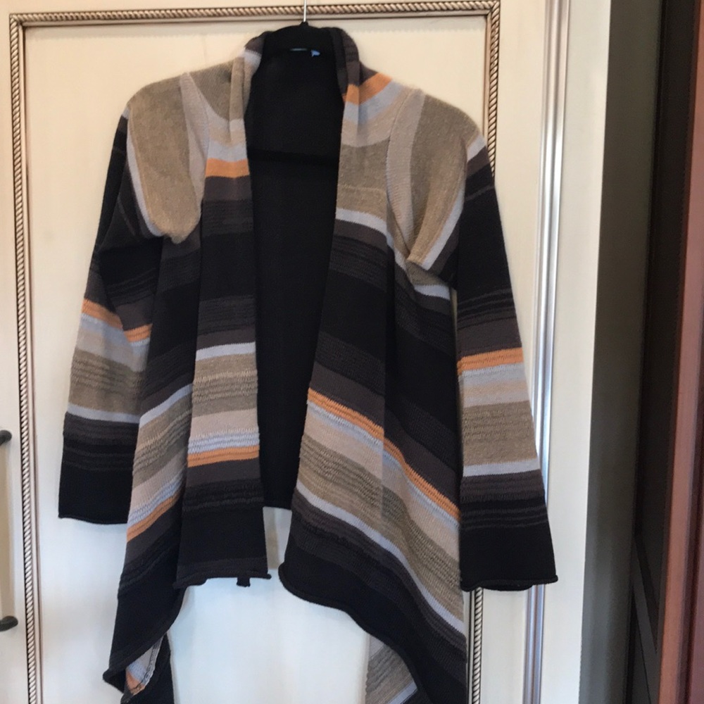 Sweater - Picture 3 of 4